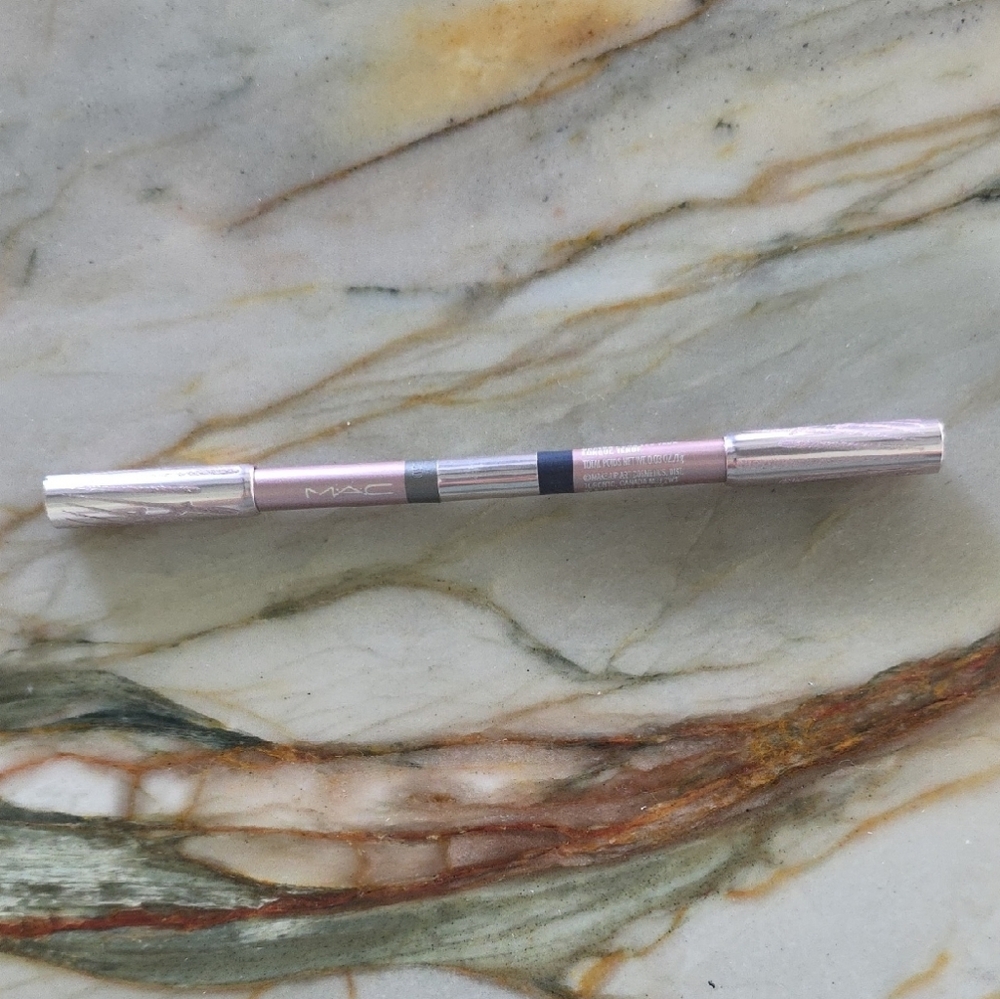 MAC Dual-Ended Eyeliner in Silver and Pink